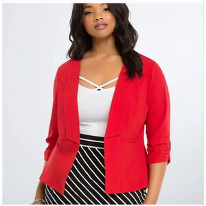 Torrid Red Pointe Cutaway Open Blazer Size 1 (14) Office Work Date Classy Sexy